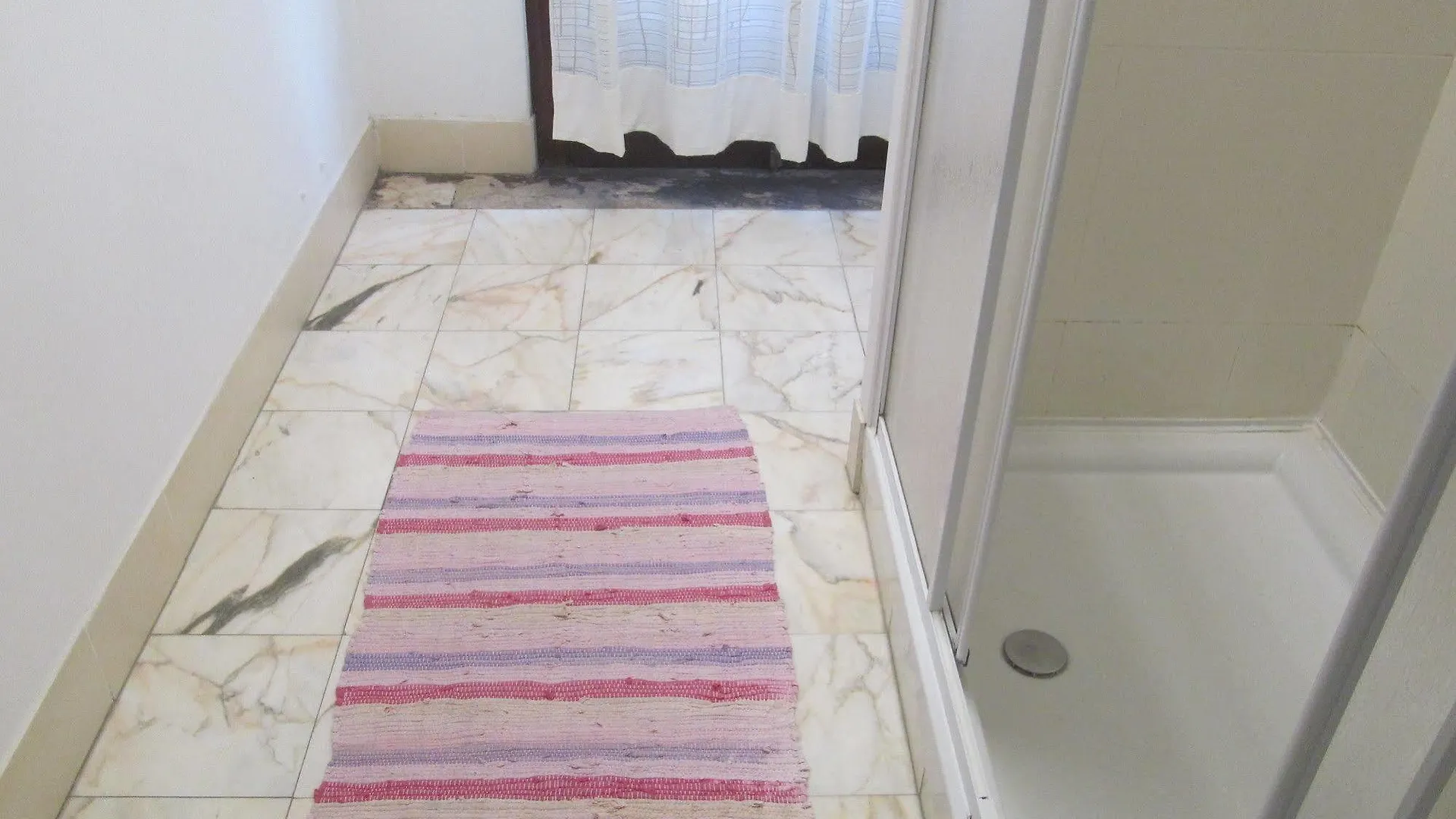 Baluarte Citadino Stay Cool Hostel Lissabon 0*,  Portugal